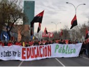 Manifestation pour l'education publique à Santiago du Chili