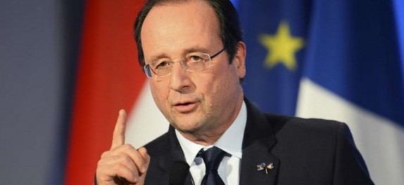Hollande lors de l'annonce de sa volonté de modifier la constitution