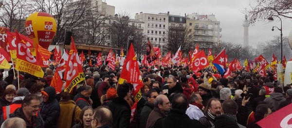 20160204_123325 Manifestation de soutien aux Goodyear le 4 fevrier 2016 place de la Nation Paris