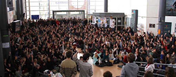 Asemblée Générale à Rennes 2 contre la loi travail en mars 2016