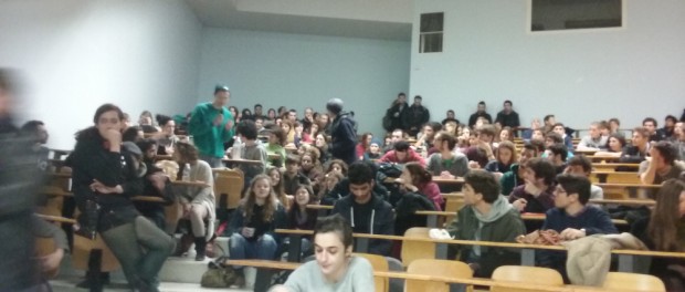 20160128_125720 AG pour le retrait de la loi Travail à l'université de Toulouse Le Mirail