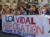 Manifestation à Paris le 19 mars 2018 contre la loi Vidal